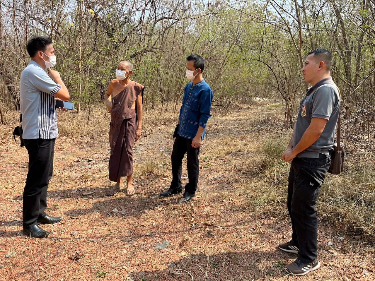 Phrabhuthabad authorities and Wat Tham Krabok abbott grave tour - Phrabhuthabad authority.jpeg