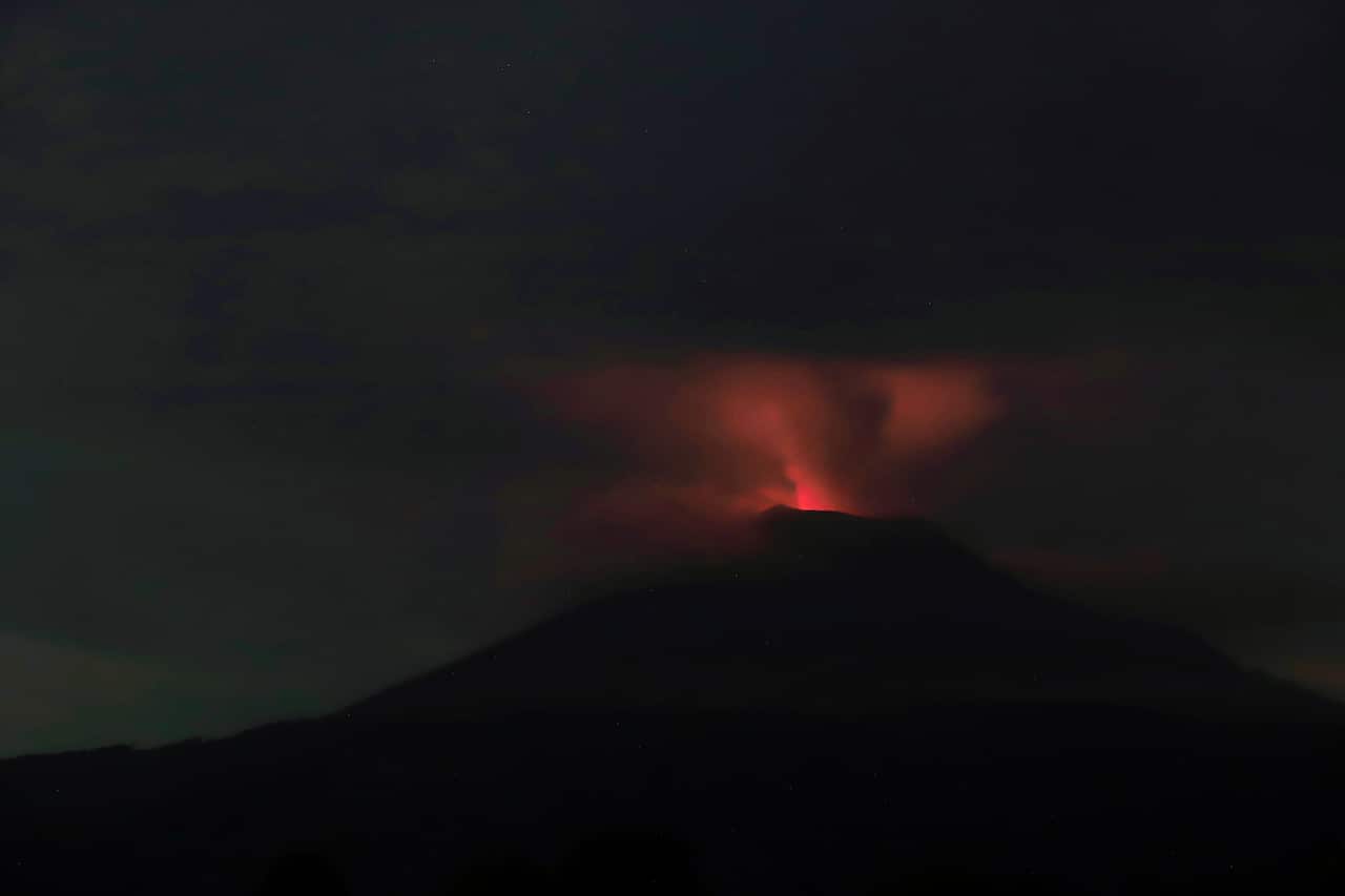 MEXICO VOLCANO