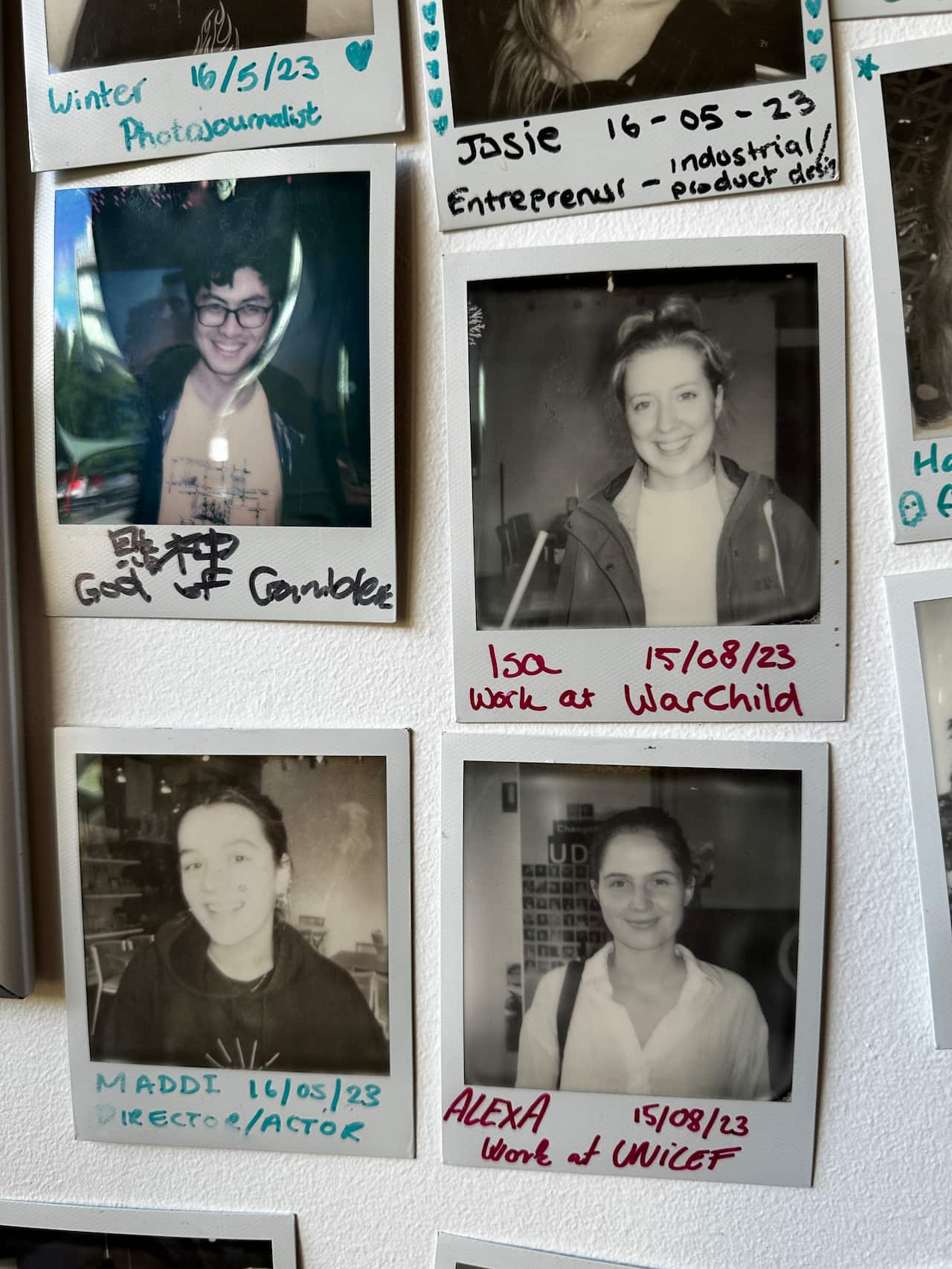 UDLE Café 裡面的照片牆