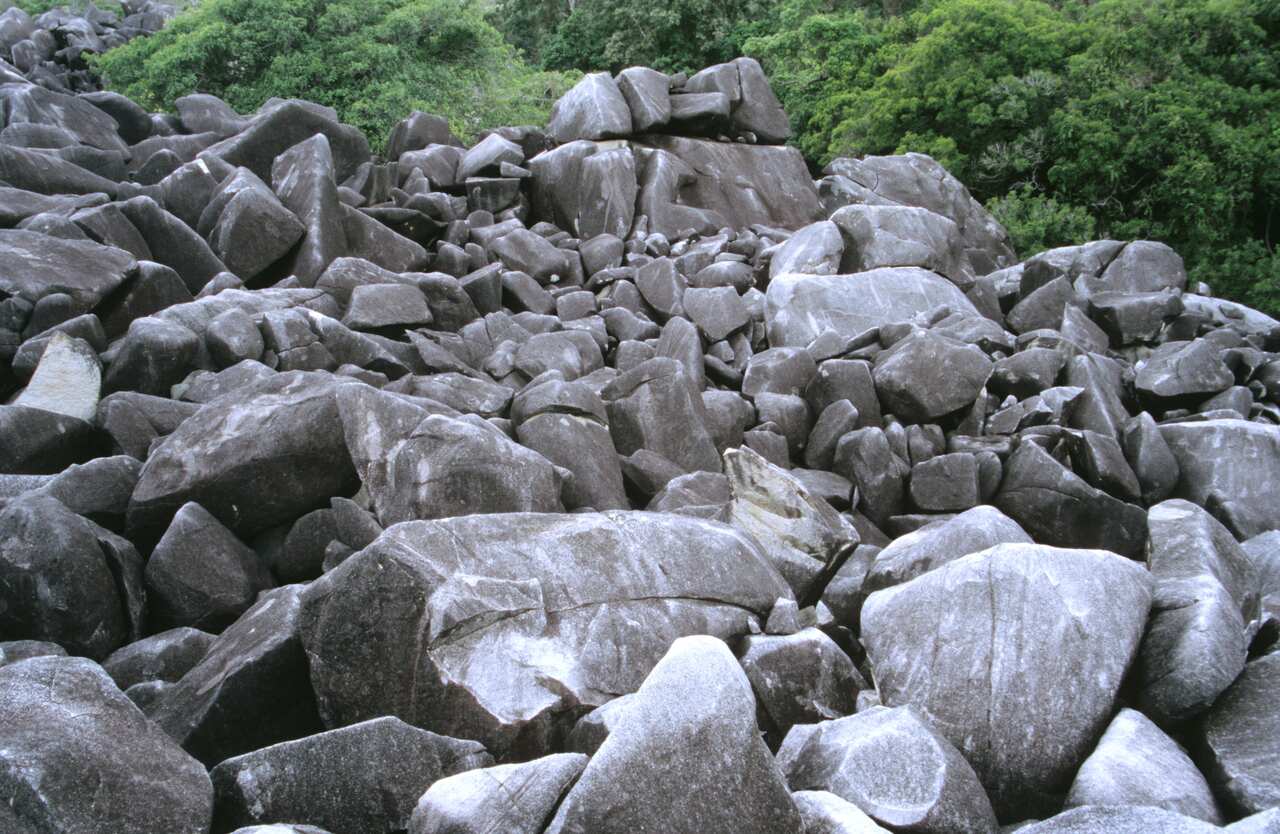 Granite boulders, Black Mountain, Black Mountain National Park, Queensland, Australia