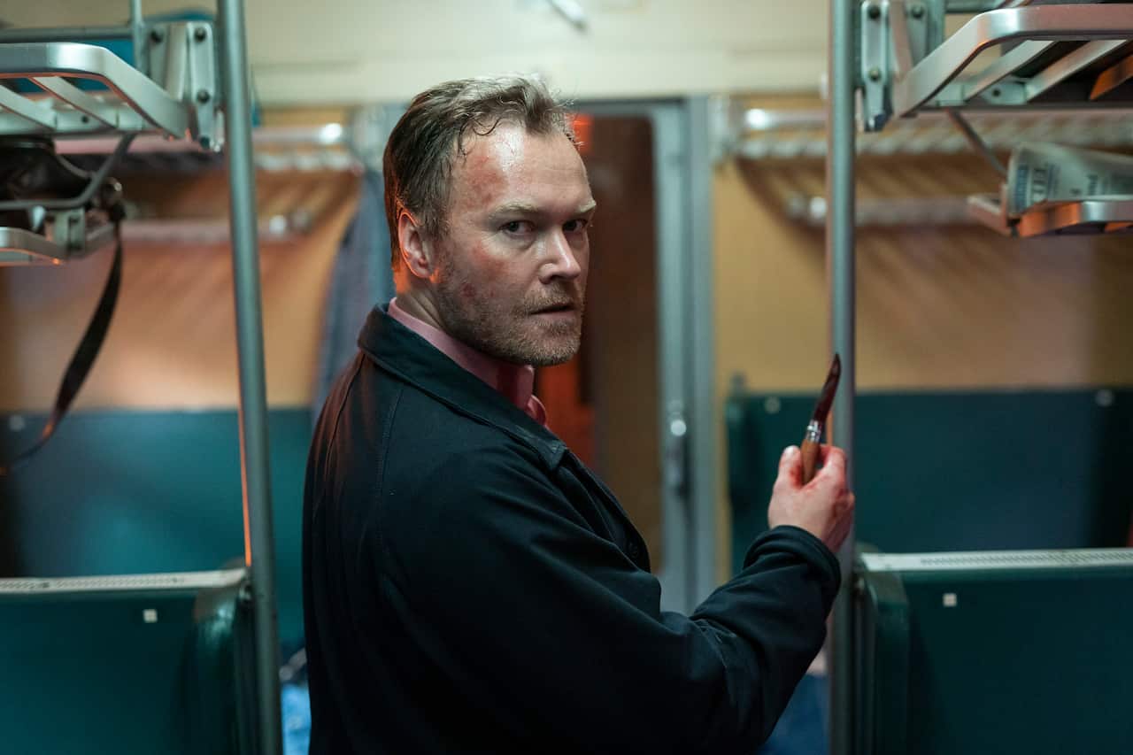 Then You Run - The Traveller holds a knife on a train