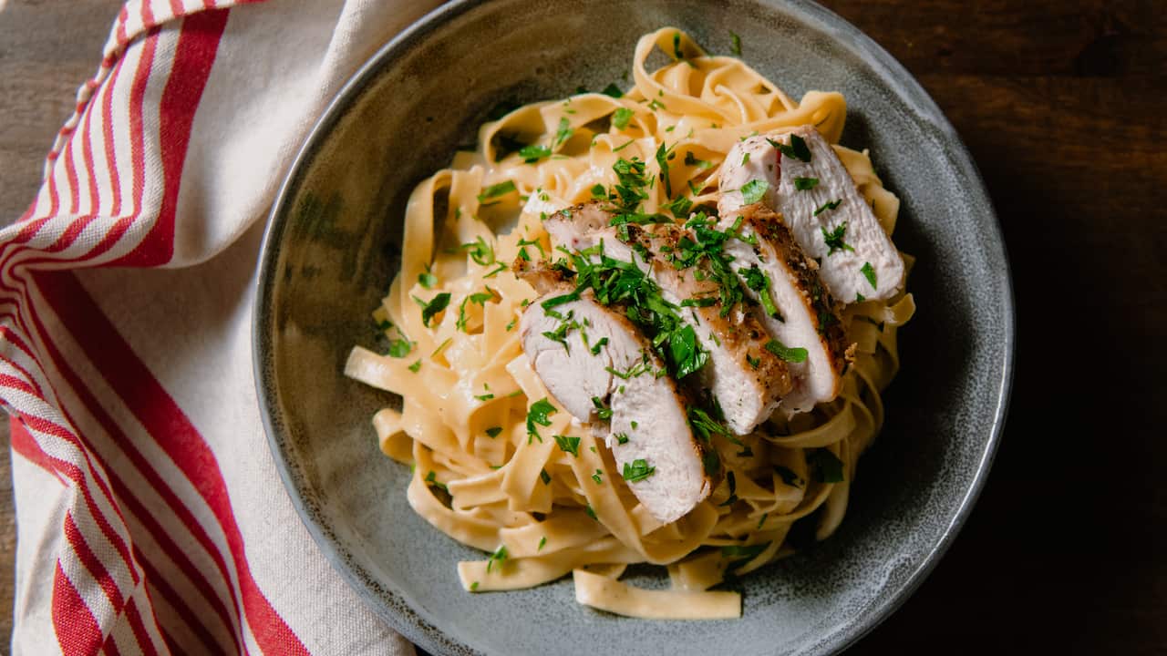 Creamy chicken fettuccine