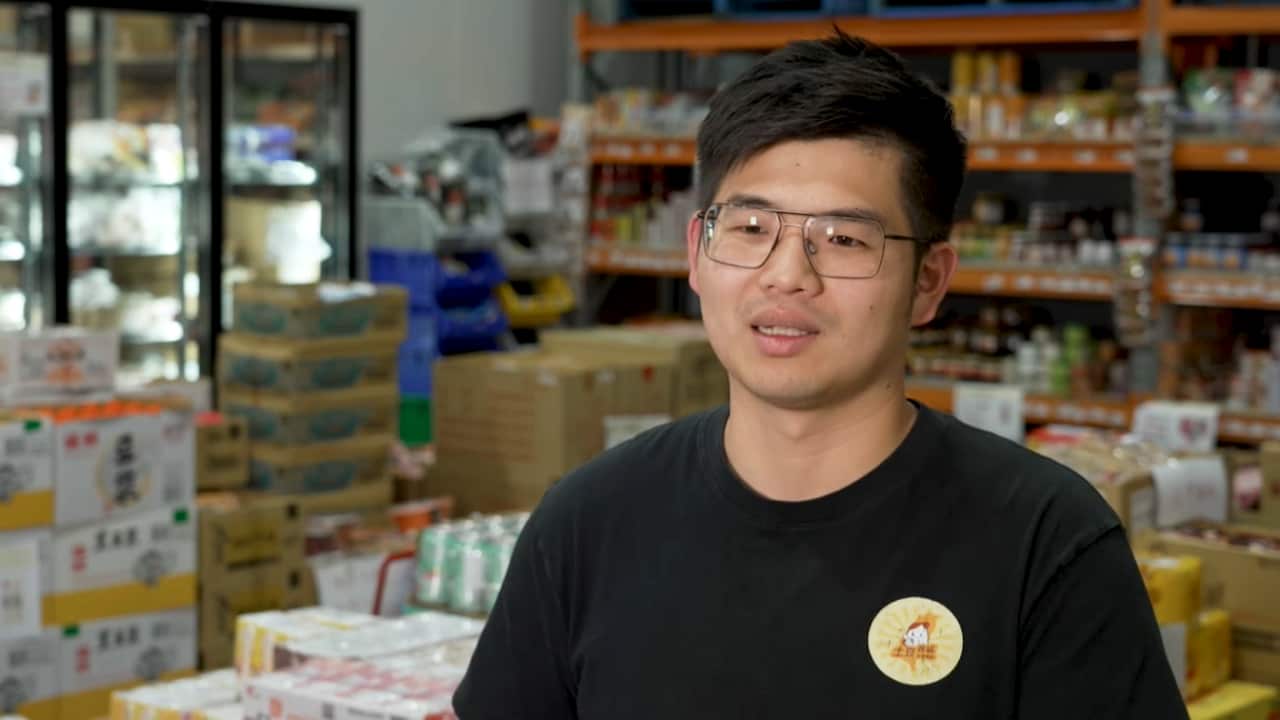 taiwan food asian supermarket owner Bill Chen.png