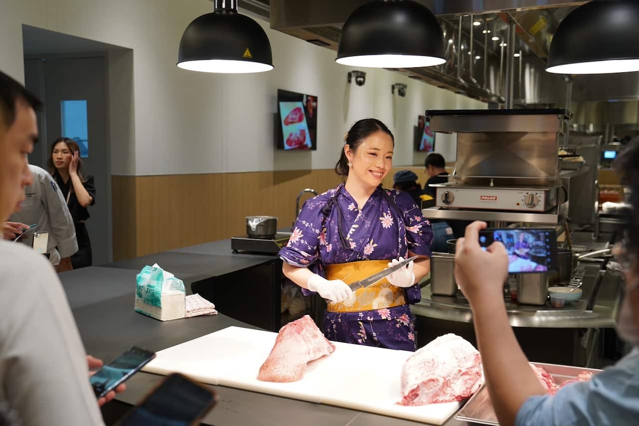 （Supplied/ Marika Watanabe, Wagyu Kimono Butcher）