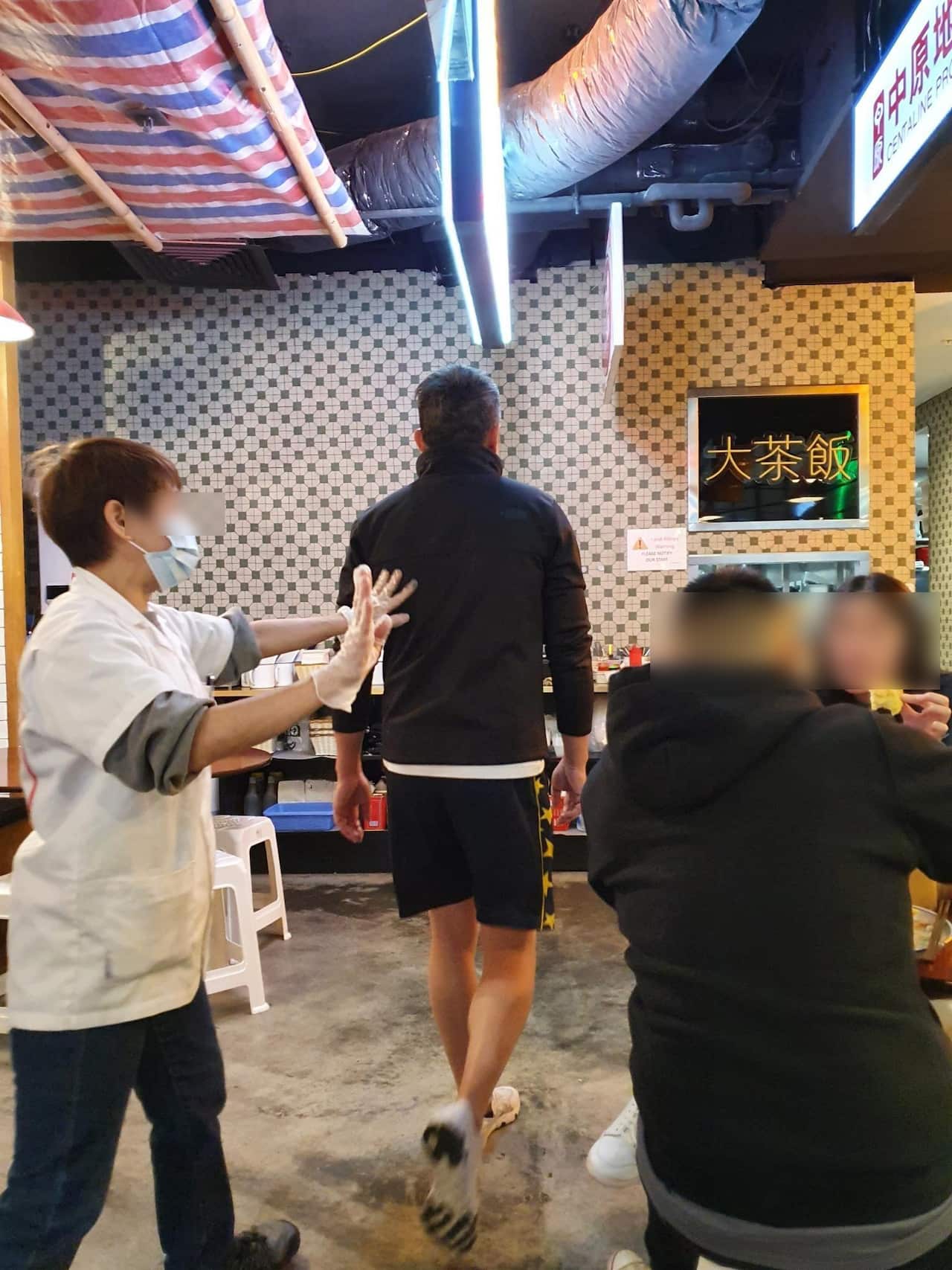 許智峯提供在現場拍到施襲者的照片