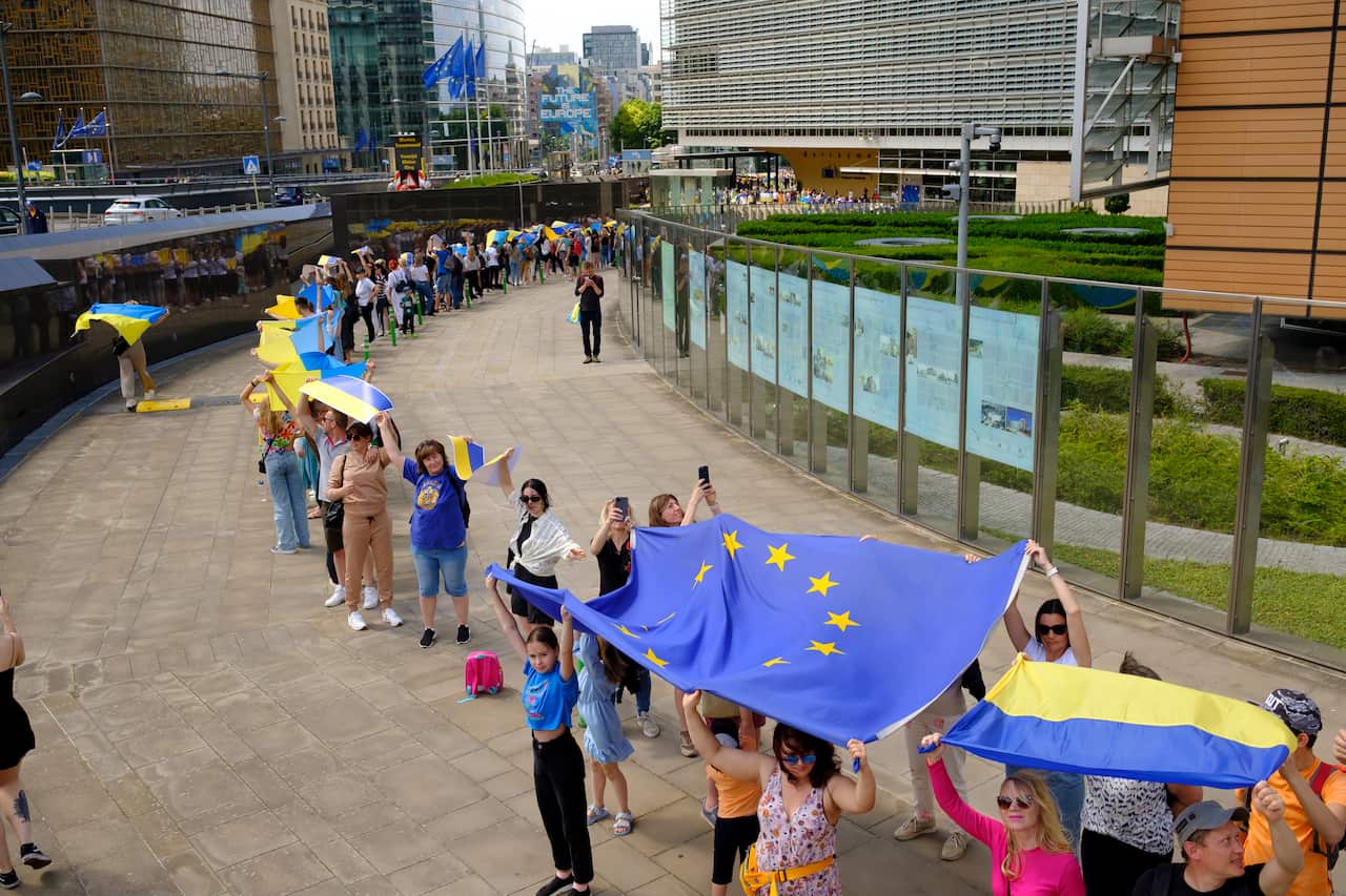 Symbolic EU-Ukraine Human Chain In Support Of Ukraine's EU Candidacy