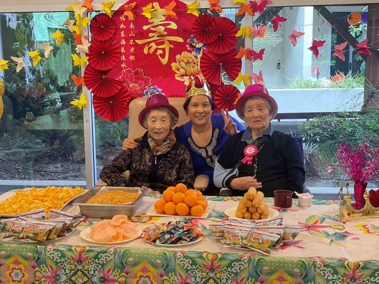 s Residents in CASS RACF at Campsie celebrating birthday.jpg