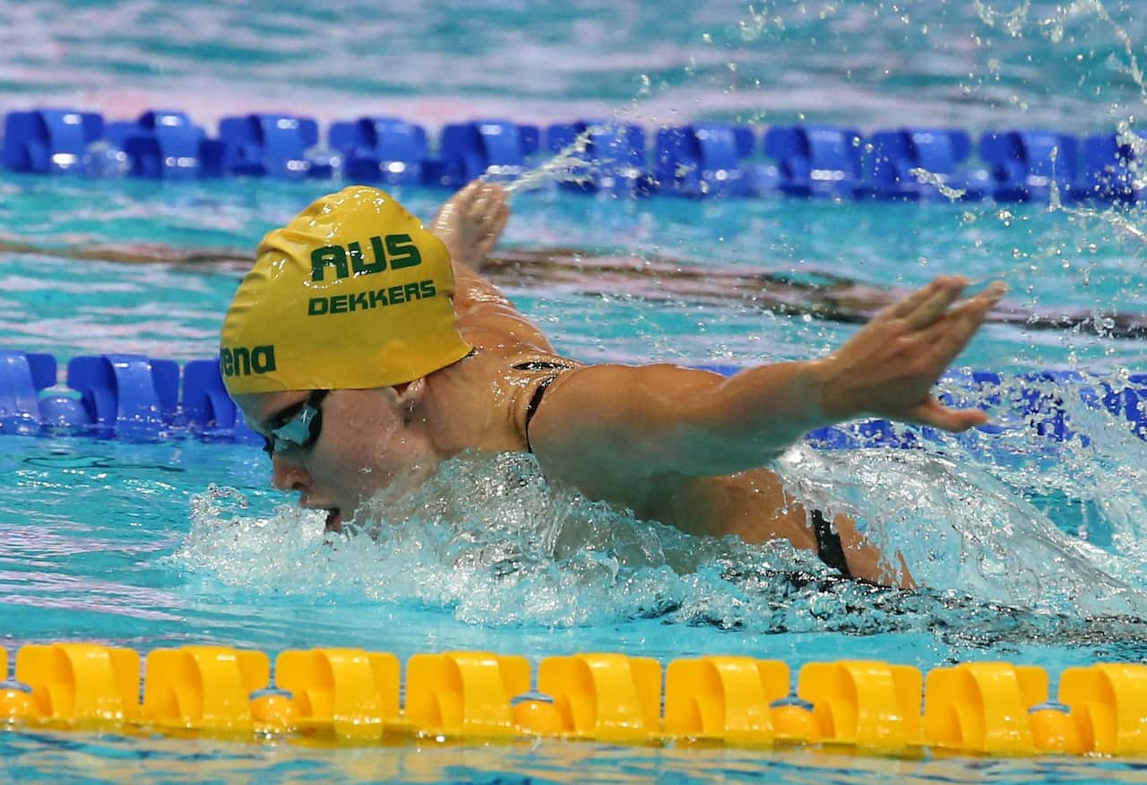 Elizabeth Dekkers performing the butterfly swimming stroke. 