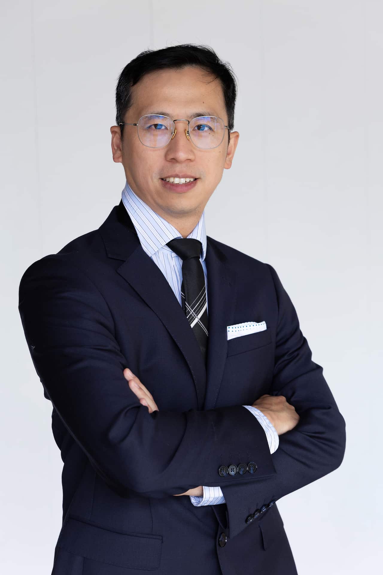 Professor Jiesi Guo