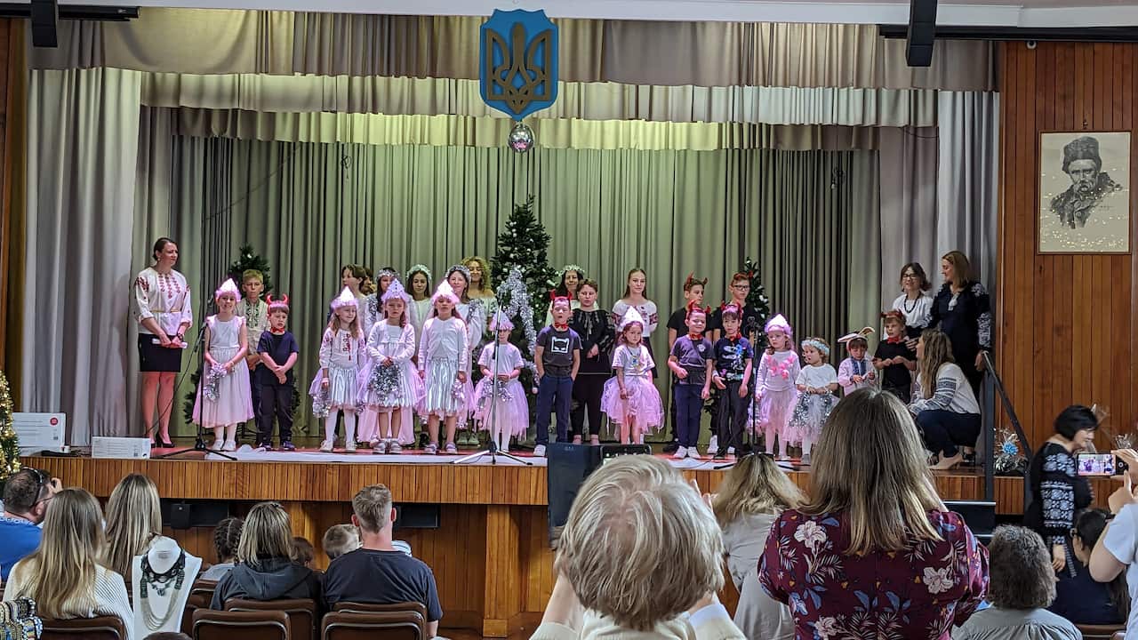 Дитячий концерт в Українській Школі ім. Л.Українки, Нобл Парк.jpg