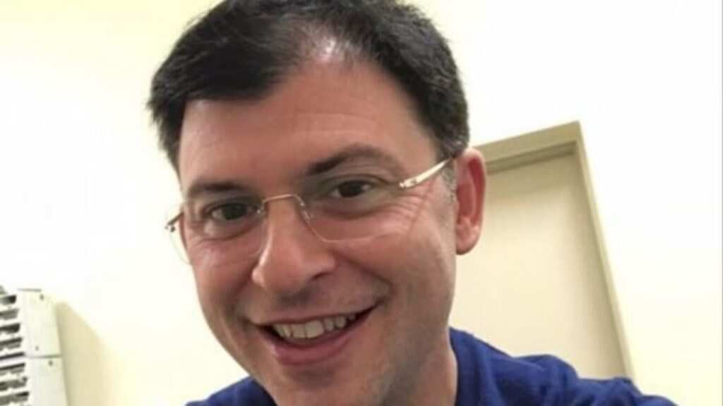 Βλαχάκης Λεωνίδας- Νέος Κόσμος.jpg