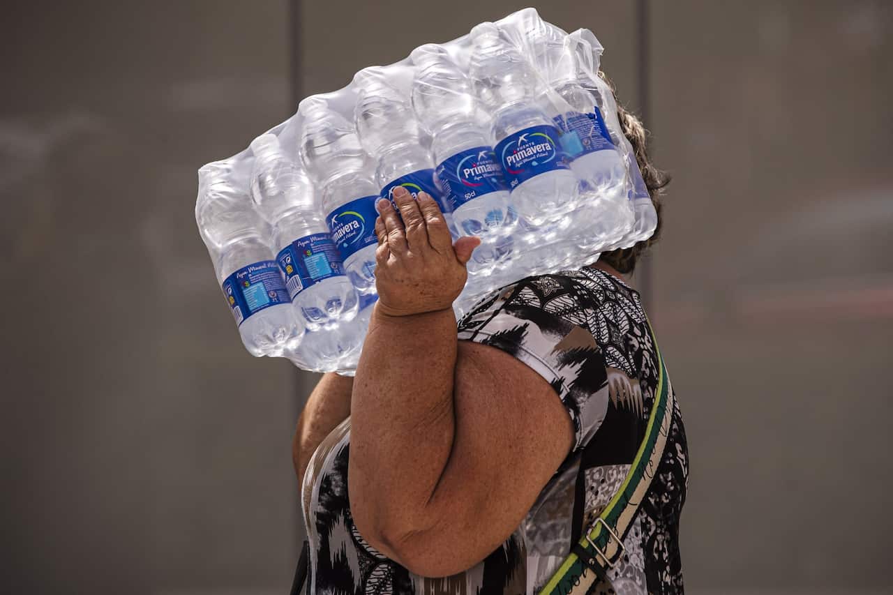 Water Bottles AAP.jpg