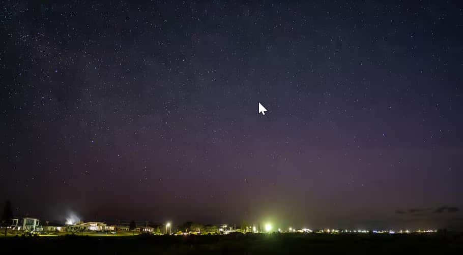 Australian artist Mel Anderson has photographed the night sky across Australia. In the seaside town of Kingston SE in South Australia, the stars shine purple and blue.png
