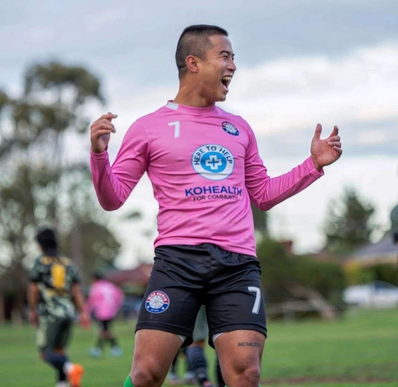 စီၤဆၣ်ဘျုးထူခိ လိာ်ကွဲဖျၢၣ်ထူဖဲပှၤတဝၢတၢ်လိာ်ကွဲတခါအပူၤ Source: Hsa Blu Htoo Ko