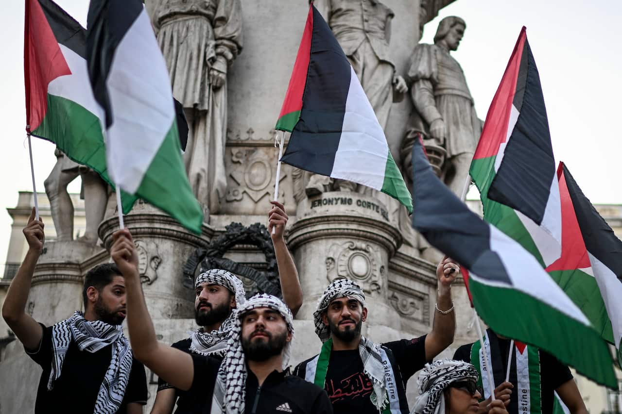 TOPSHOT-PORTUGAL-PALESTINIAN-ISRAEL-CONFLICT-PROTEST