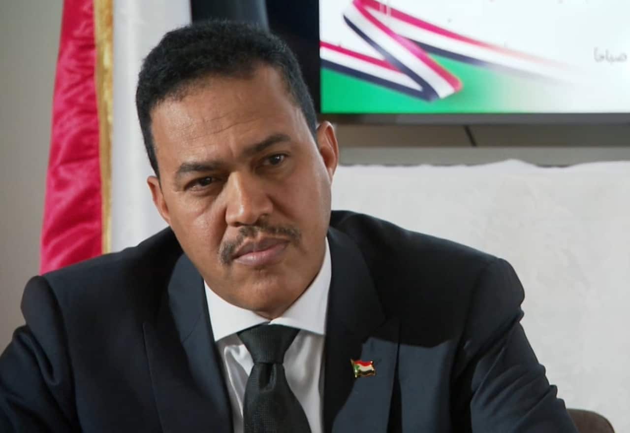 A man in a suit and tie