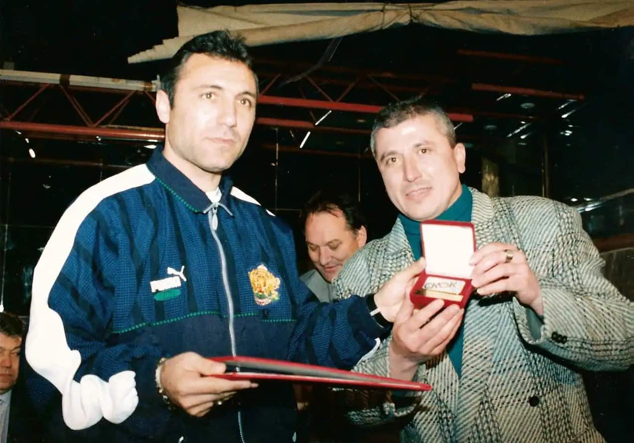 Mijalce Durgutov with Hristo Stoickov rs.jpg