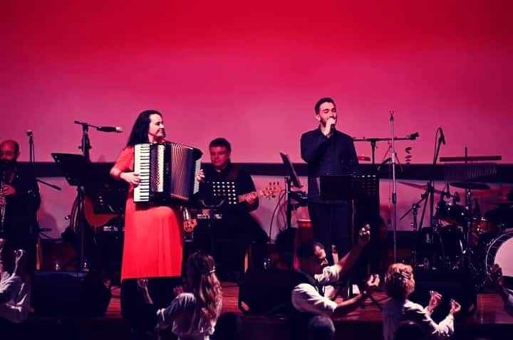 Ο Κώστας Τηγάνης στην παρουσίαση του δίσκου "Η Μέρα του Ξεριζωμού" της σπουδαίας μουσικοσυνθέτριας Ζωής Τηγανούρια στο Πολεμικό Μουσείο της Αθήνας, Δεκέμβριος 2022