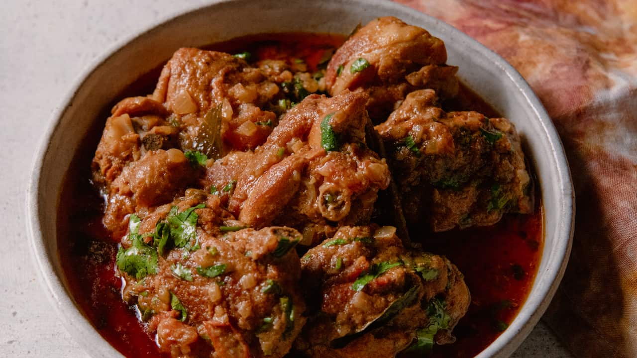 Koda kuri (Andhra chicken curry)