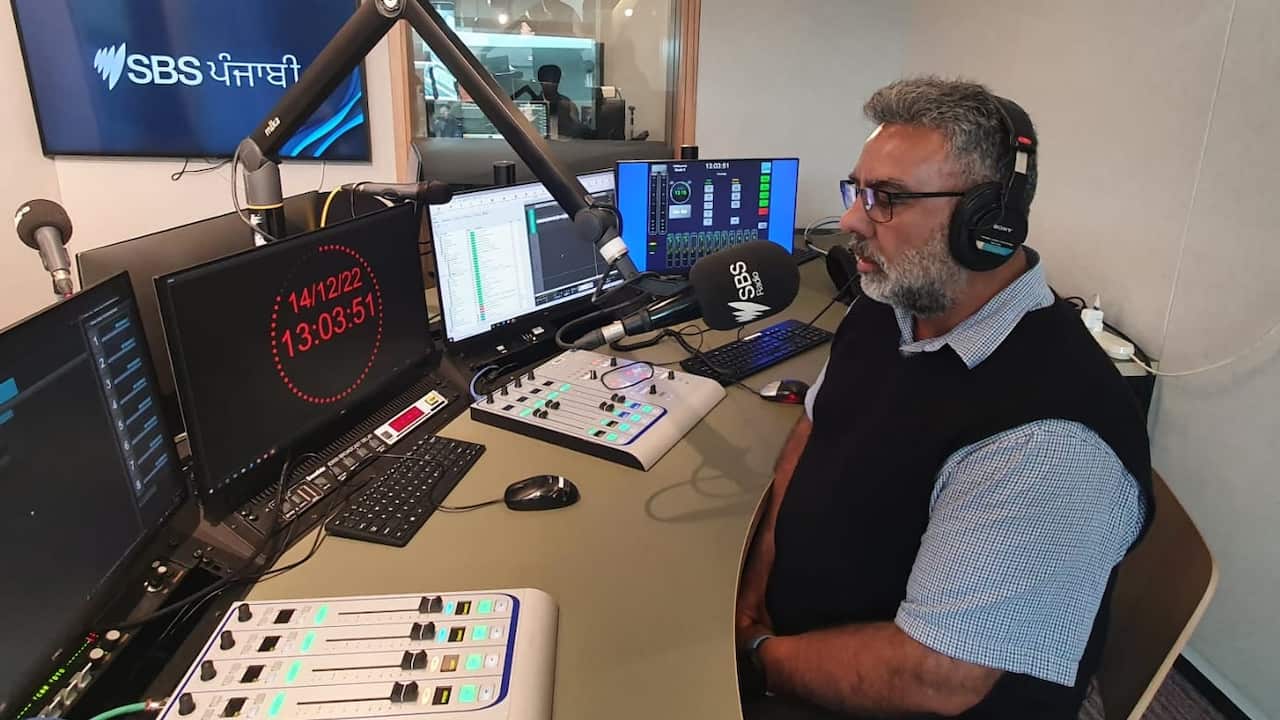 'ਗਲੋਬਲ ਪੰਜਾਬੀ': ਗੁਰਤੇਜ ਸਿੰਘ ਨਿਊਜ਼ੀਲੈਂਡ ਵਸਦੇ ਇੱਕ ਪੰਜਾਬੀ ਲੇਖਕ ਅਤੇ ਚਿੰਤਕ ਹਨ।