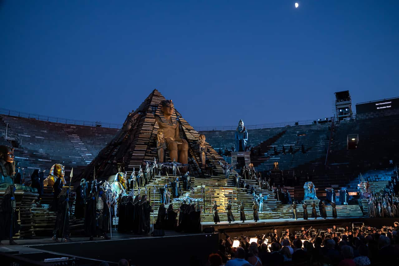 Arena_Aida_220708_Z_8448_Heads Collective.jpg