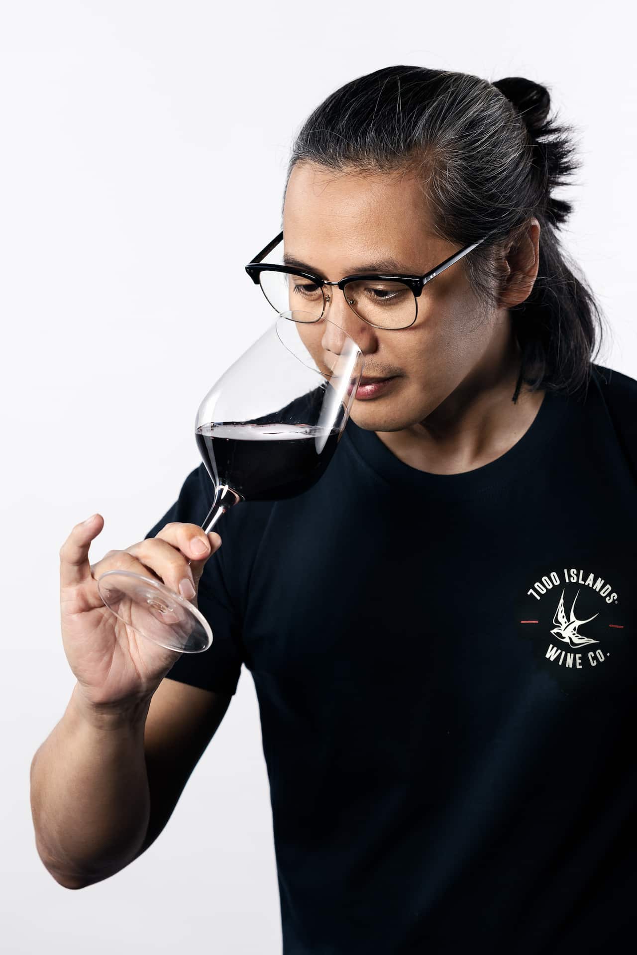 Siegfrid Bacani image Copyright© 2022 Edwina Richards licensed to 7000 Islands® - web ready 1601 x 2400_150dpi (3).jpg