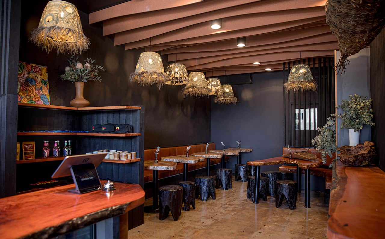 Smiling Sun 175 2000px.jpg