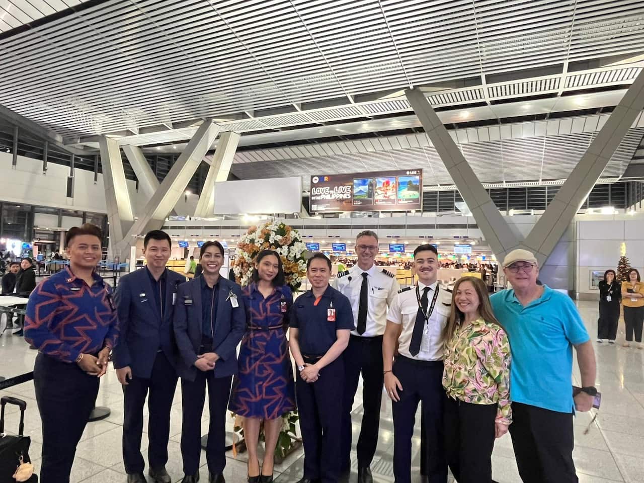 Daniel McKelvie with Team Jetstar.jpeg