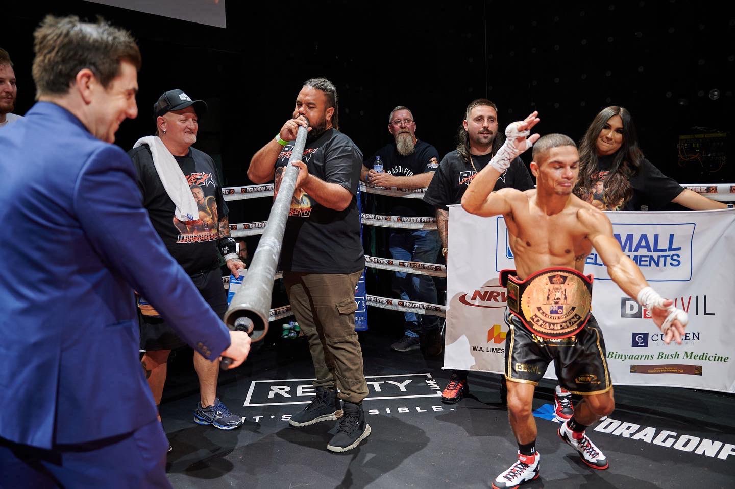 FicFK5YakAAIMbV.jfif