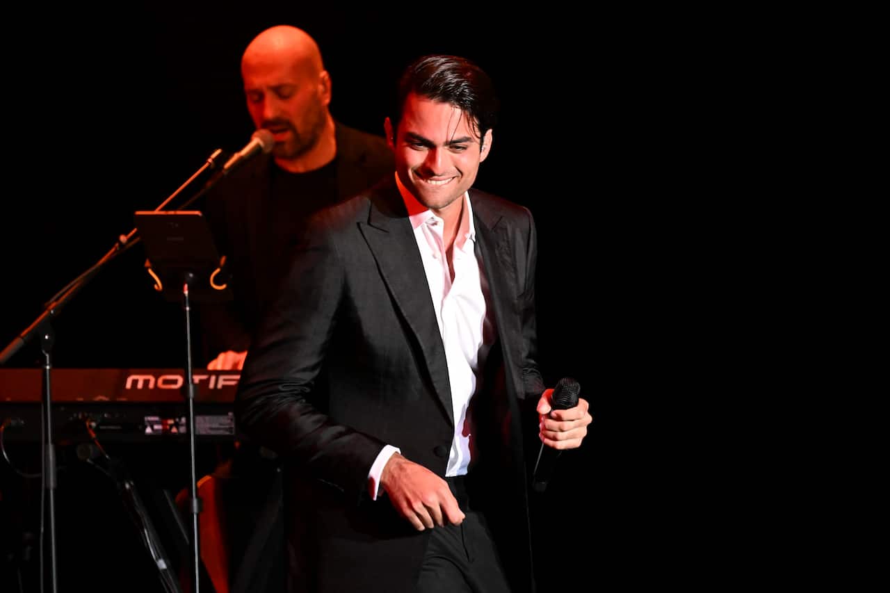 Matteo Bocelli in concerto in Florida durante il suo tour "A Night With Matteo". 