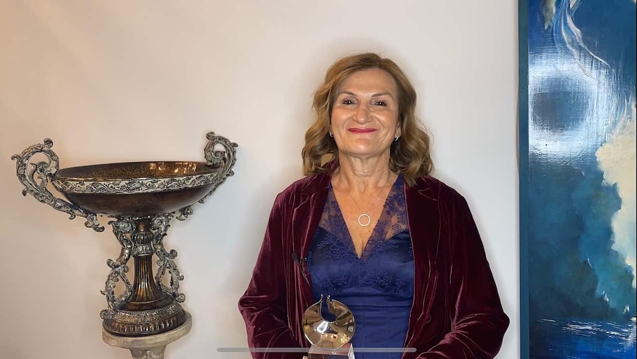 SETTLEMENT SERVICES INTERNATIONAL (SSI)’S CEO VIOLET ROUMELIOTIS FOR ITS ‘WOMAN OF INFLUENCE AWARD’