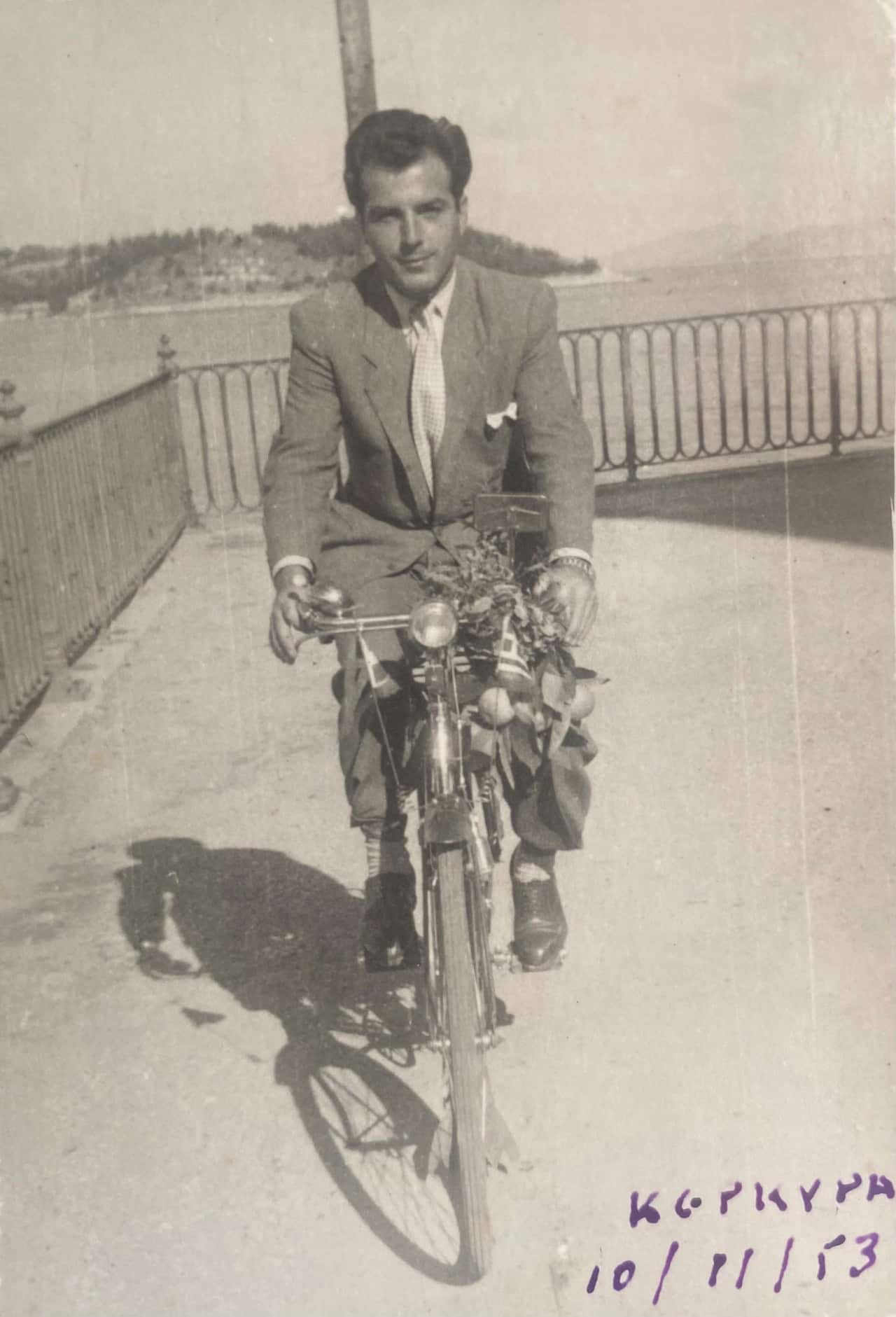 Γκέντης Διονύσης Κέρκυρα 1953.jpg