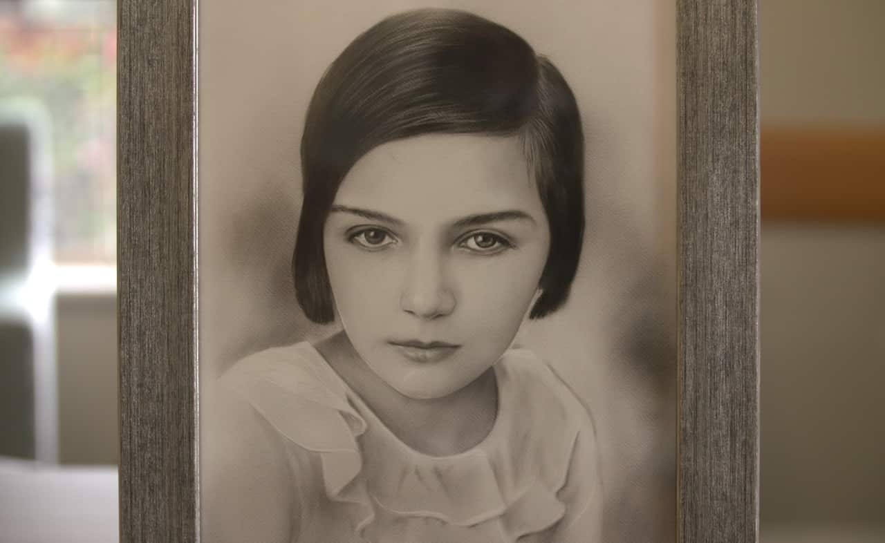An image of Velta Ozols as a young woman