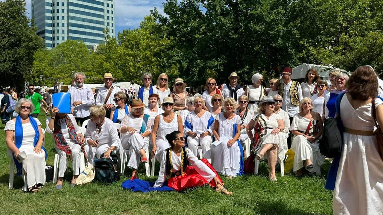 Horovi Sevdalinka i Modra rijeka na Multukulturalnom festivalu u Canberri 2025..jpg