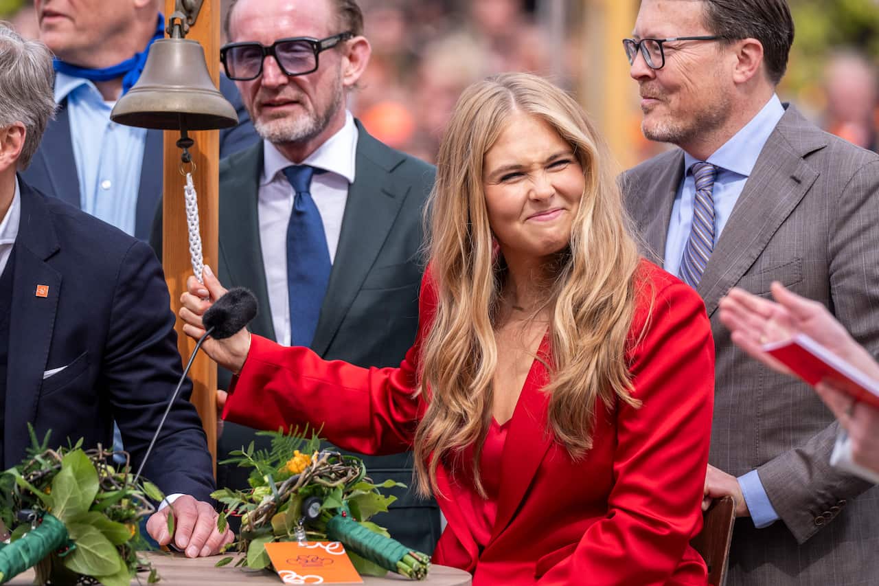 Prinses Amalia tijdens de quiz in Dokkum