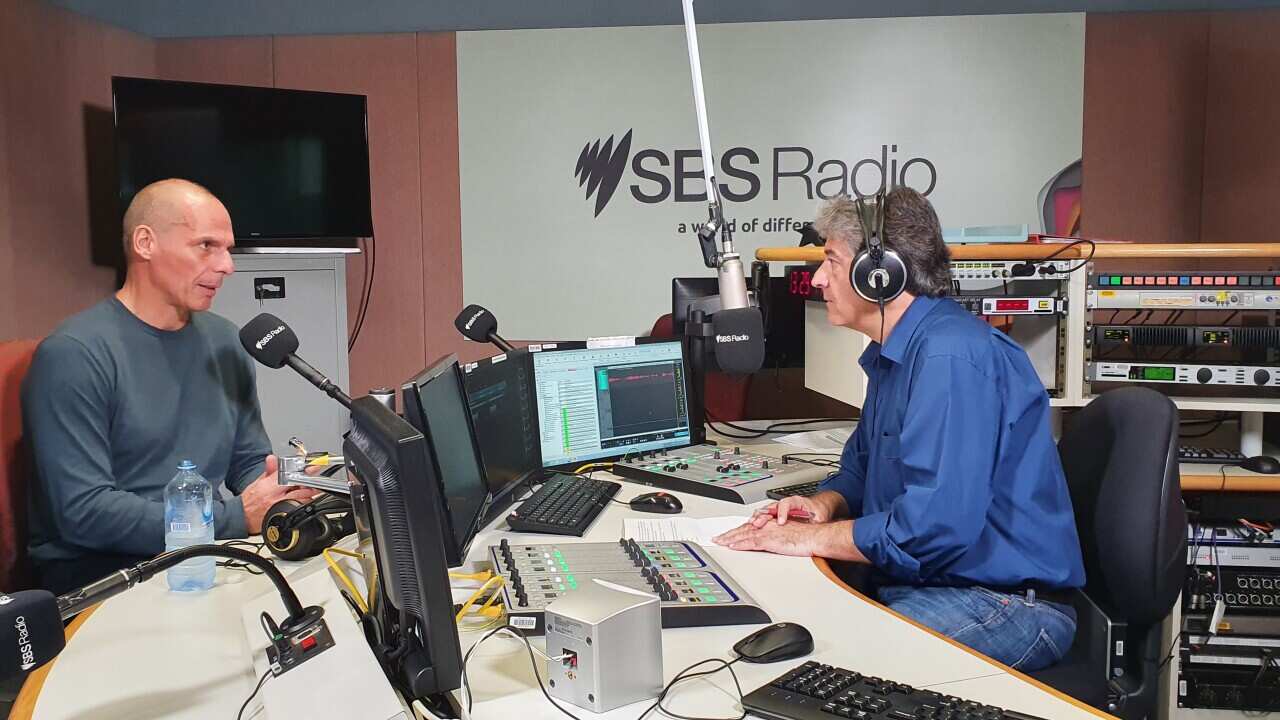 Βαρουφάκης Γιάνης Θέμης Καλλός Μάρτιος 2020.jfif