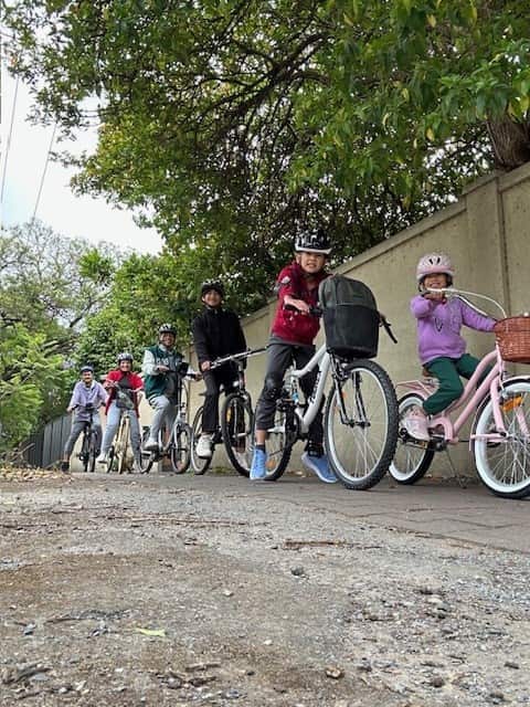 Frederick Cuyugan's family on bike.jpg