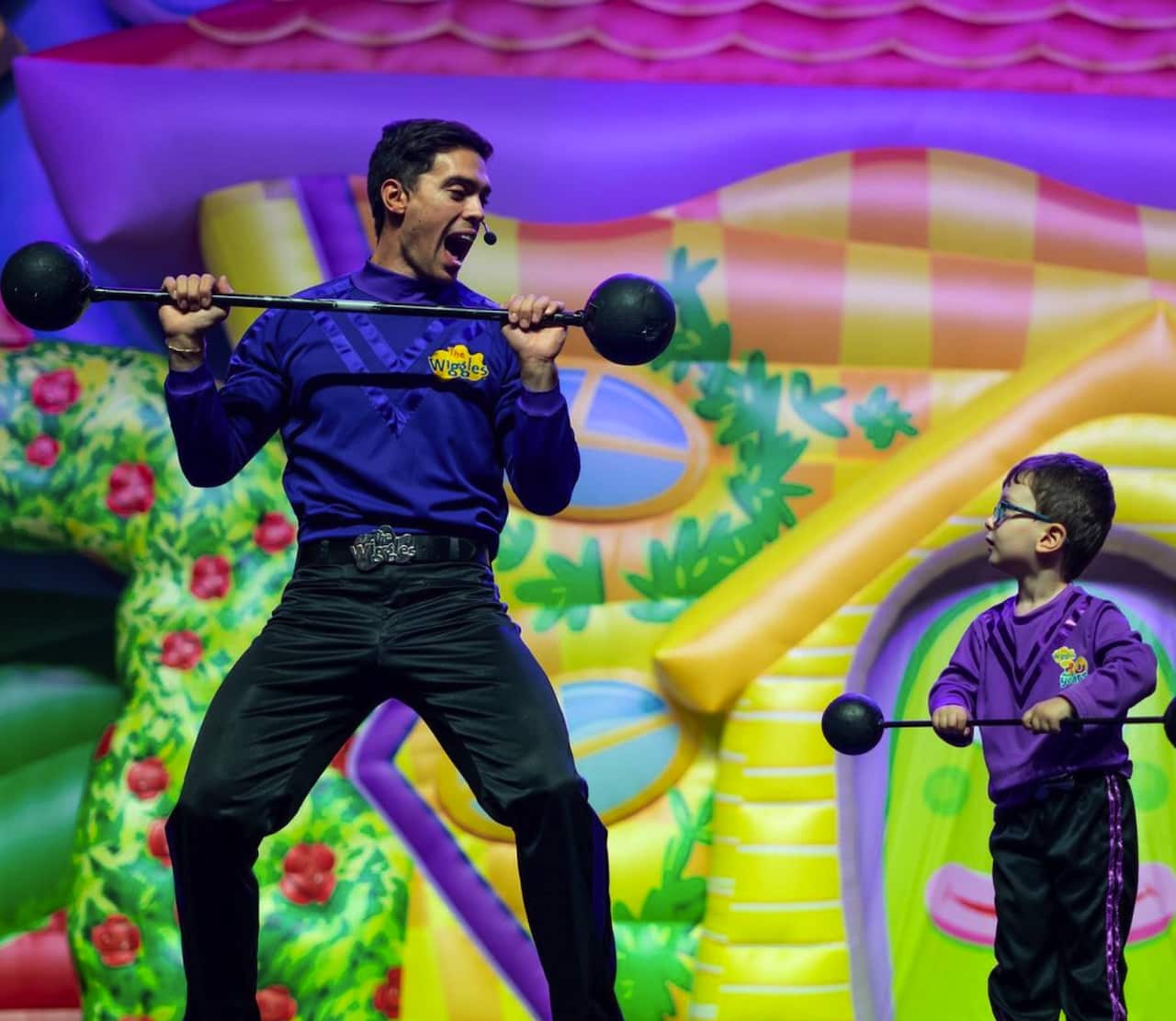 John Pearce in The Wiggles tour | Photo from John Pearce's Instagram account