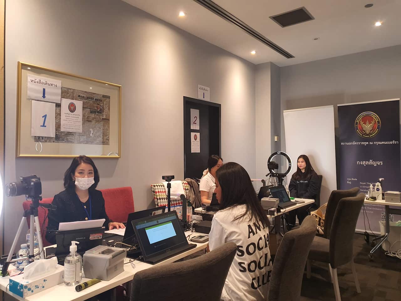 Photo-Mobile service (3).jpg