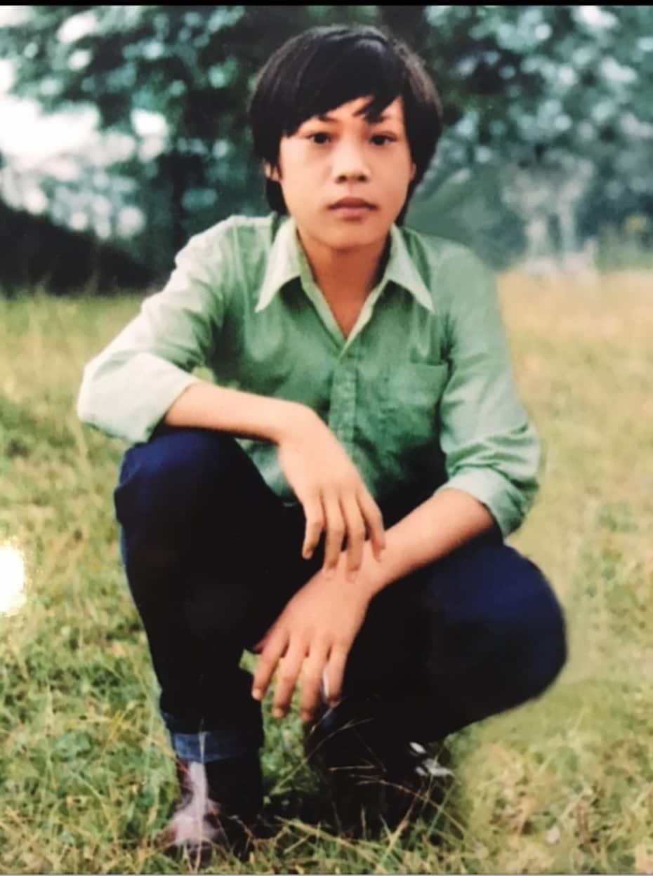 Luc Photo took Singapore Refugee Camp 1980.JPG