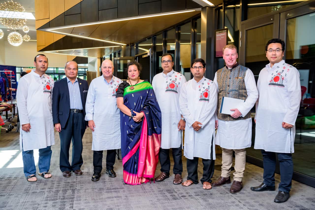 Phots with Mayor .jpg