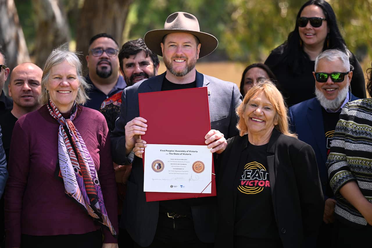 VICTORIAN TREATY AGREEMENT SIGNING