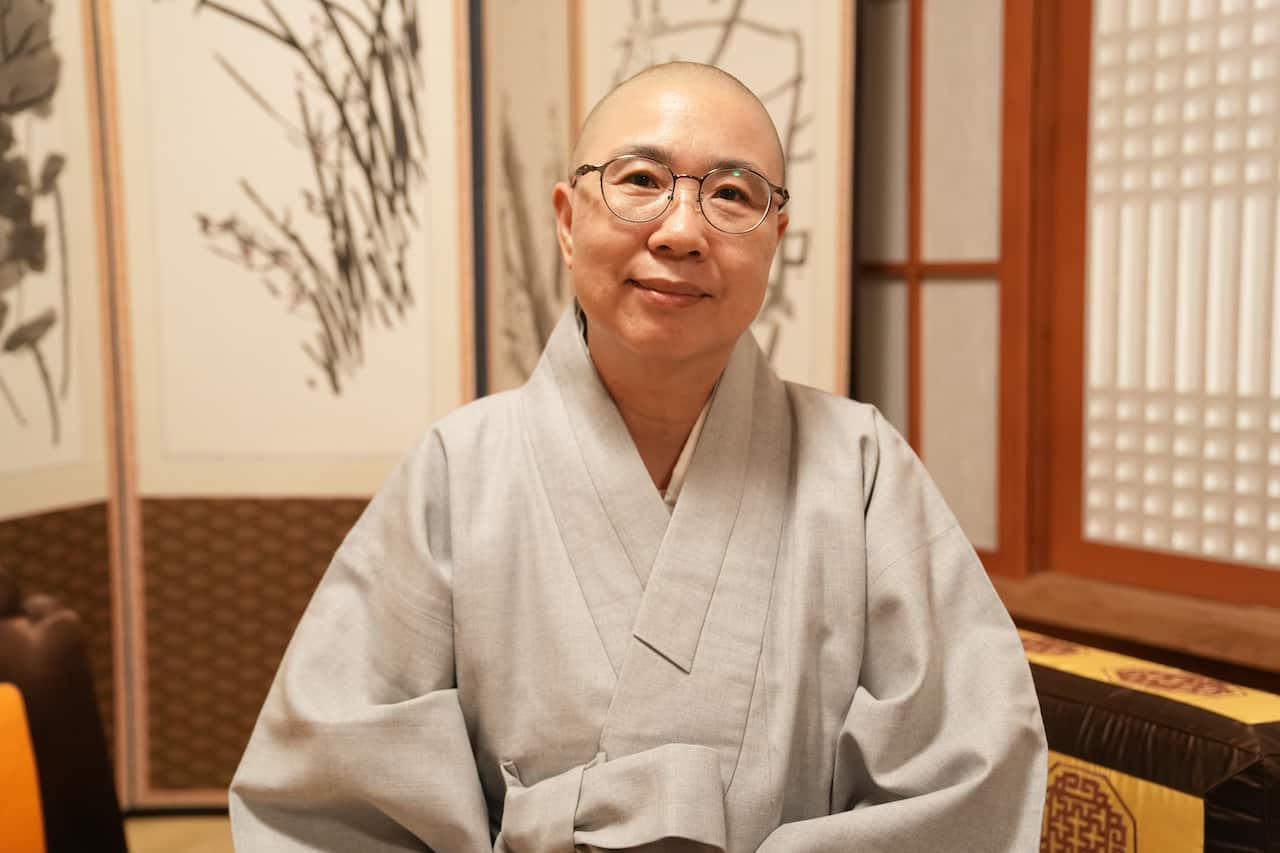 Ven. Donghwa 4.JPG
