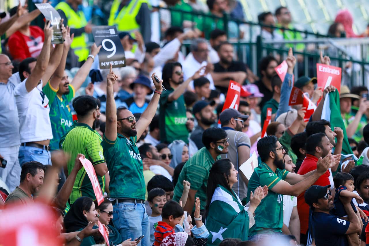 Pakistani fans in T20 World Cup Cricket in Australia 