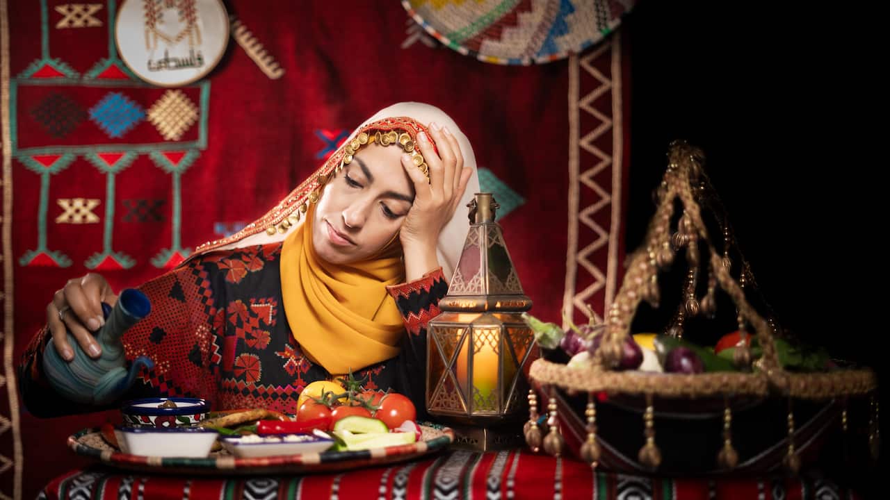 AAMAR PALESTINIAN PERFORMANCE ART