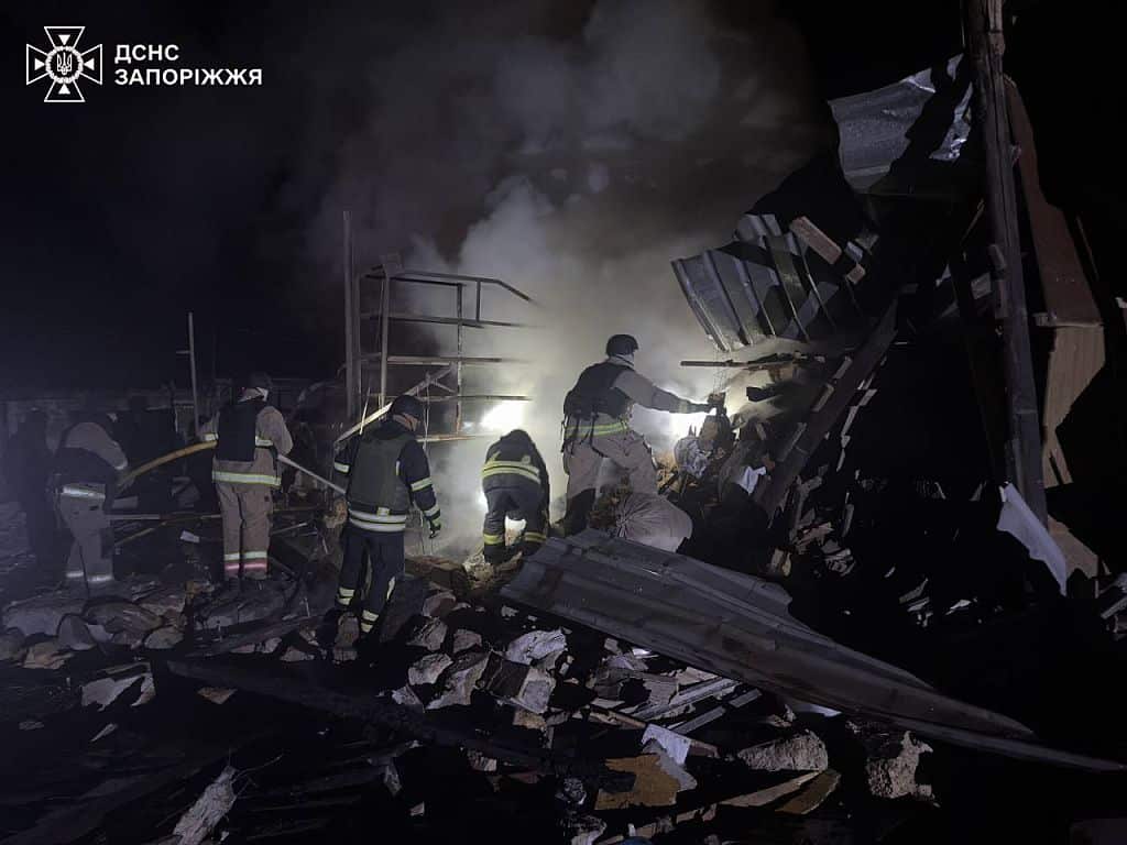 Four People Injured in Russian Airstrikes on Zaporizhzhia