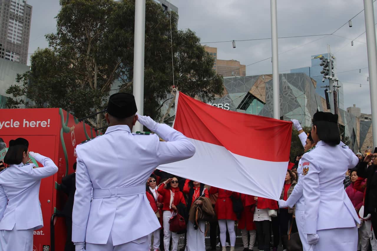 Flag hoisting ceremony in Melbourne, 17 August 2023