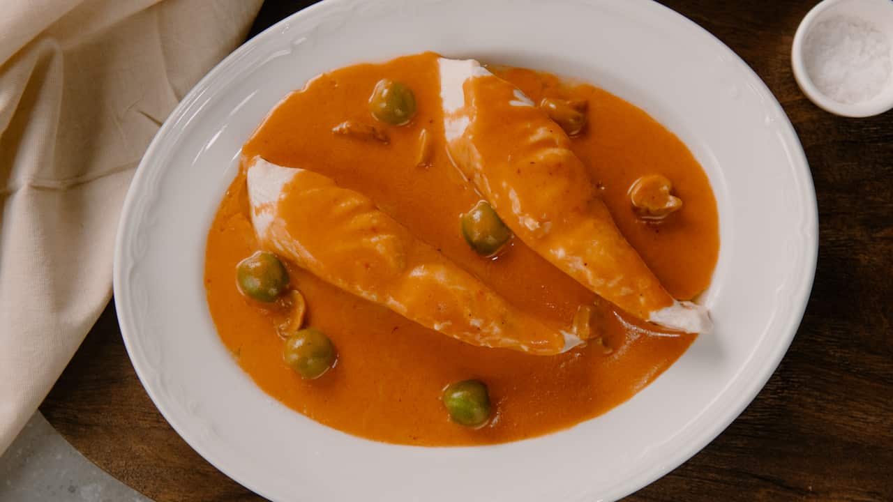 Baked fish fillets with sauce financière