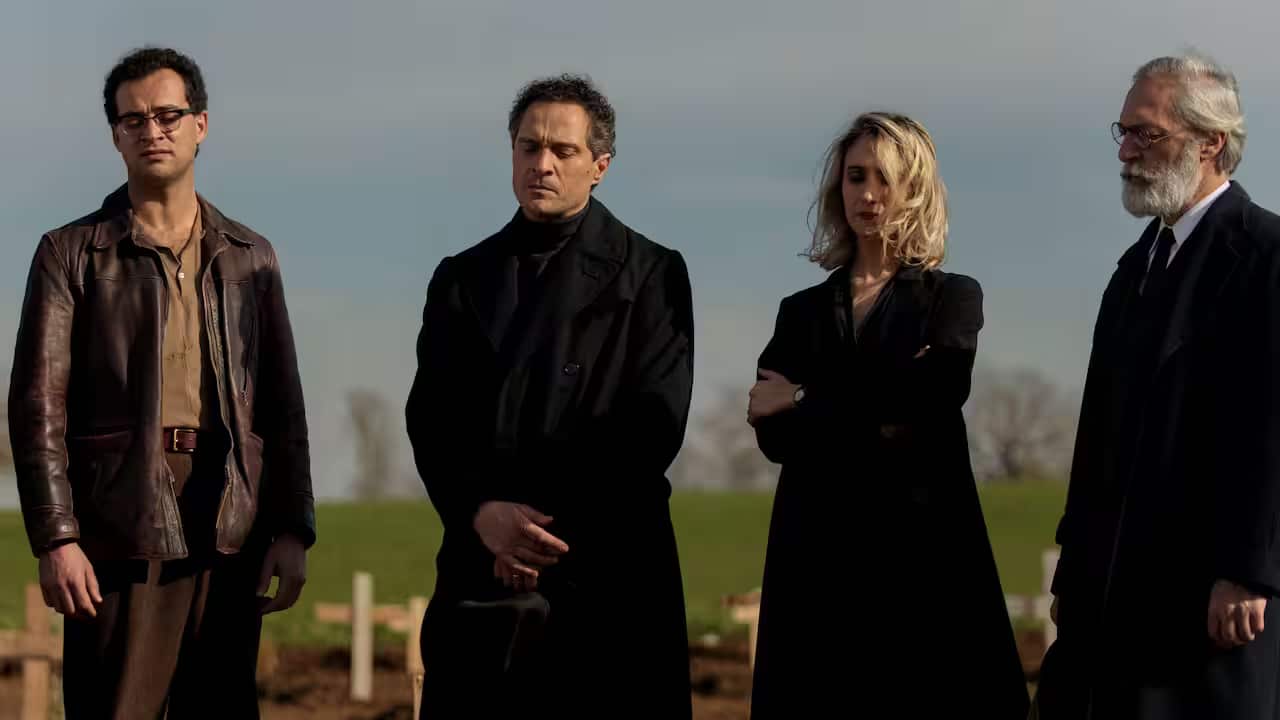 The cast of TV series "L'Ora"