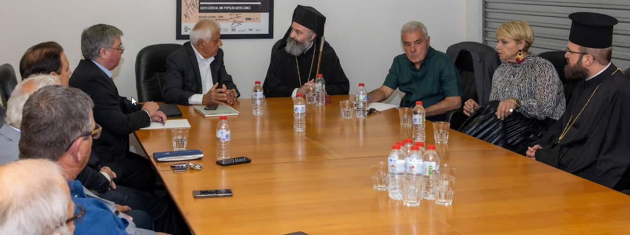 Αρχιεπίσκοπος Μακάριος Κοινότητα 3.jpg